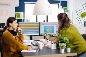 How to Use a Video Presentation Maker for Seamless Webinar Presentations
